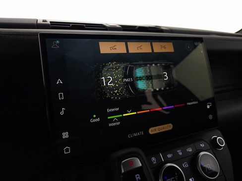 New 2026 Land Rover Defender 110 X-Dynamic SE AWD/4WD image 27