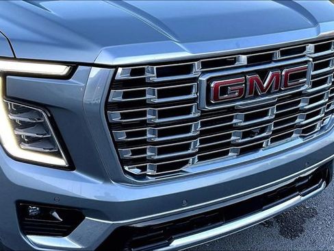 Used 2025 GMC Yukon Denali image 34