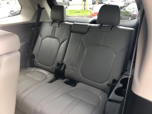 Used 2025 Honda Pilot EX-L image 22