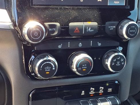 New 2026 RAM 1500 Big Horn AWD/4WD image 7