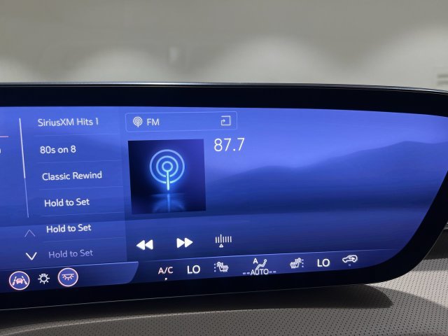New 2027 Buick Enclave Preferred w/ Power Package FWD image 12