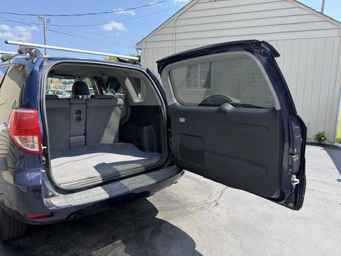 Used 2007 Toyota RAV4 2WD V6 w/ Tow Prep Pkg image 13