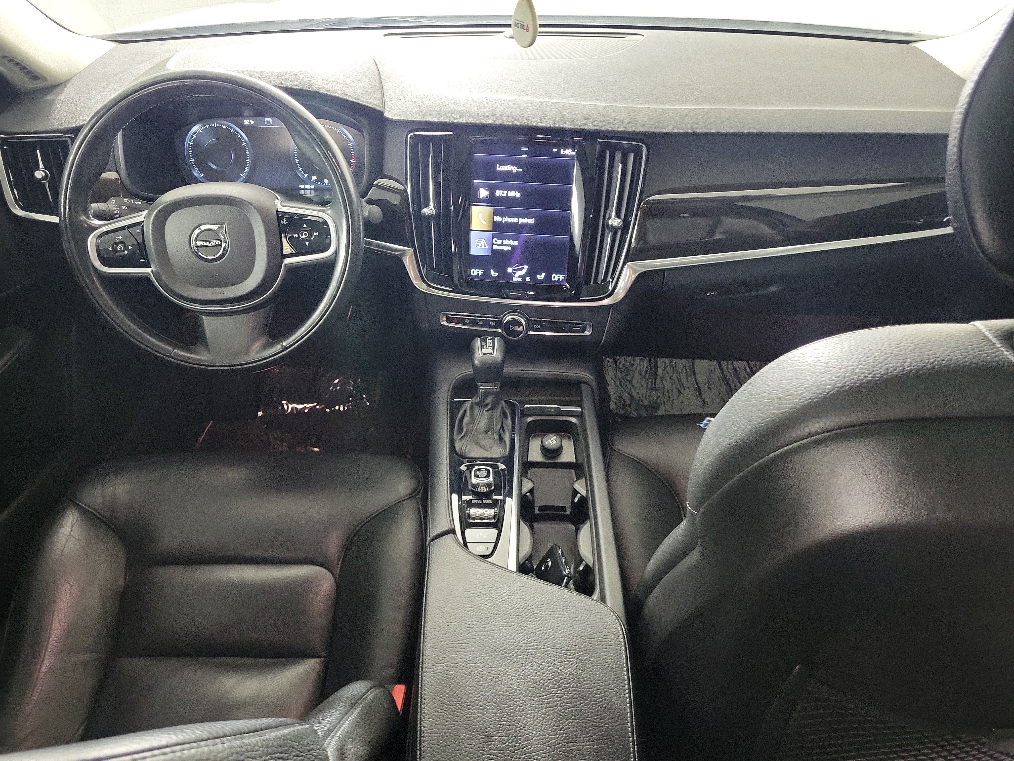 Used 2018 Volvo S90 T5 Momentum w/ Momentum Plus Package AWD/4WD image 11