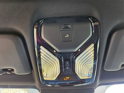 New 2026 BMW X5 xDrive40i w/ Premium Package image 18