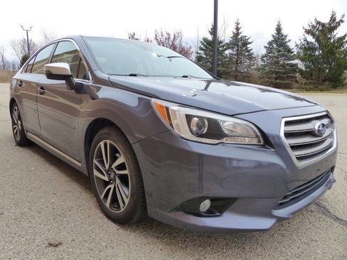 Used 2017 Subaru Legacy 2.5i Sport image 11
