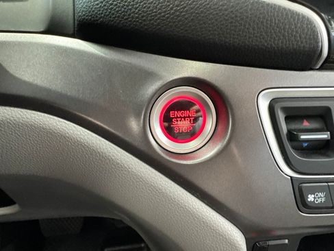 Used 2021 Honda Pilot Special Edition image 25