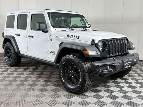 Used 2021 Jeep Wrangler Unlimited Sport AWD/4WD image 7