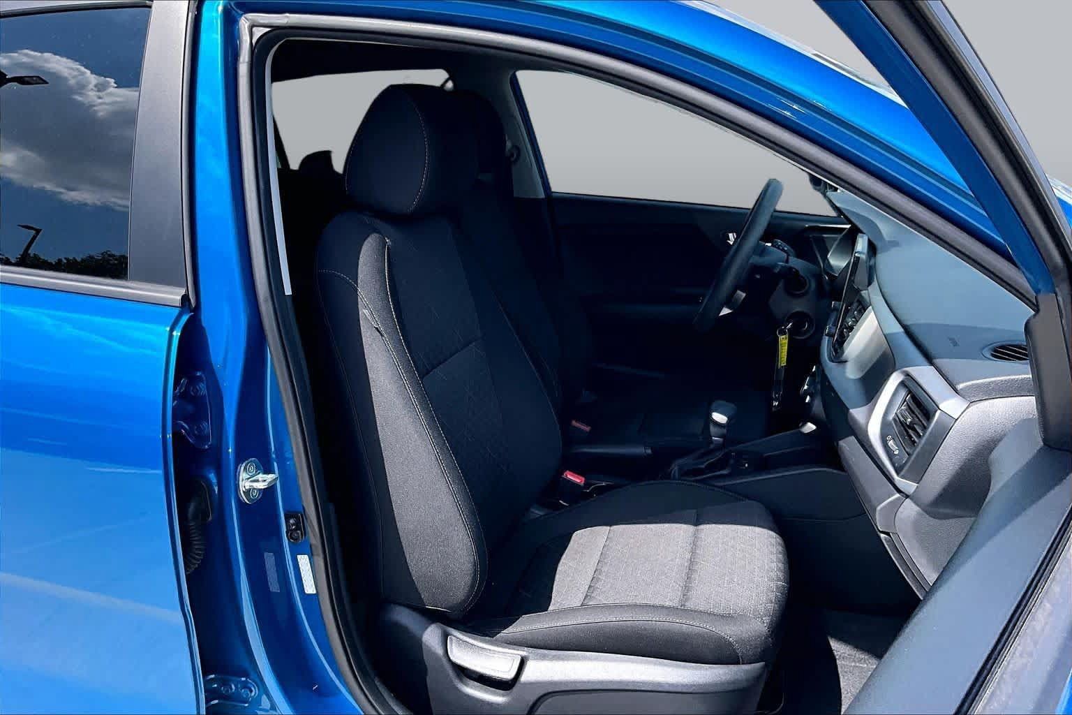 Used 2023 Kia Rio S FWD image 9