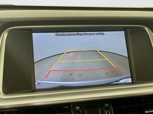 Used 2020 Kia Optima LX FWD image 24