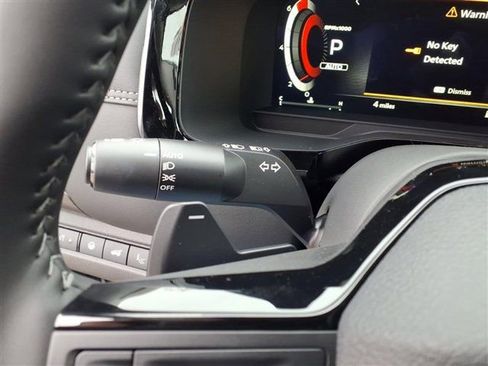 New 2026 Nissan Pathfinder Platinum image 19