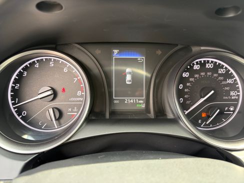 Used 2024 Toyota Camry SE w/ Audio Upgrade Package FWD image 13