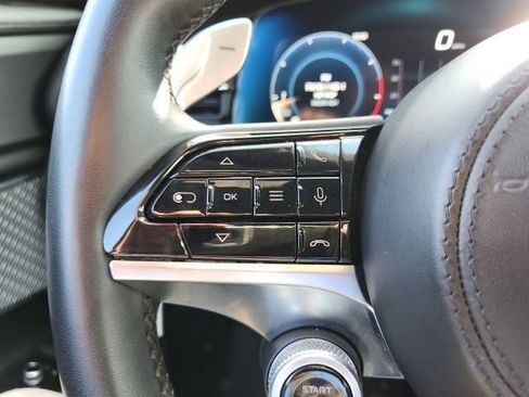 Used 2023 Maserati Grecale GT image 31