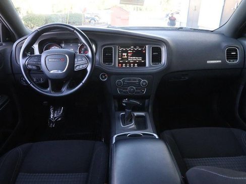 Used 2023 Dodge Charger SXT image 19