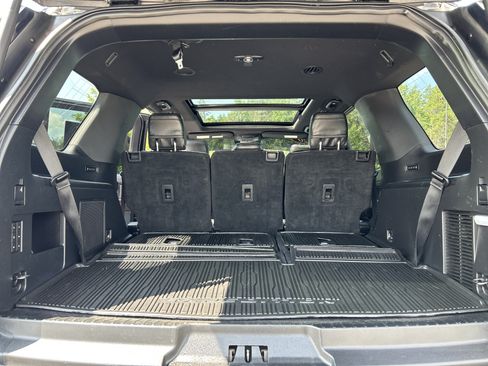 Used 2020 Ford Expedition Limited AWD/4WD image 20