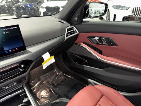 New 2026 BMW 330i Sedan w/ M Sport Package image 21