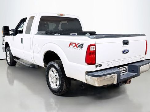 Used 2015 Ford F250 XL w/ XL Appearance Package AWD/4WD image 6