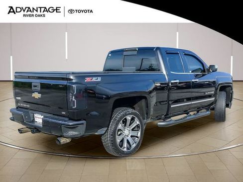 Used 2017 Chevrolet Silverado 1500 LTZ Z71 w/ LTZ Plus Package AWD/4WD image 8