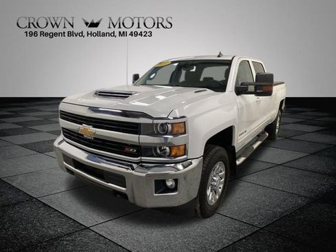 Used 2017 Chevrolet Silverado 2500 LT w/ LT Fleet Convenience Package image 3