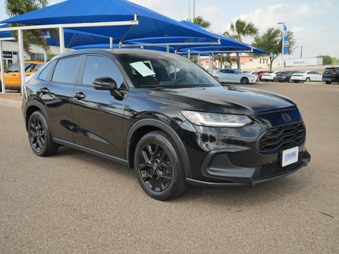 Used 2024 Honda HR-V Sport image 3