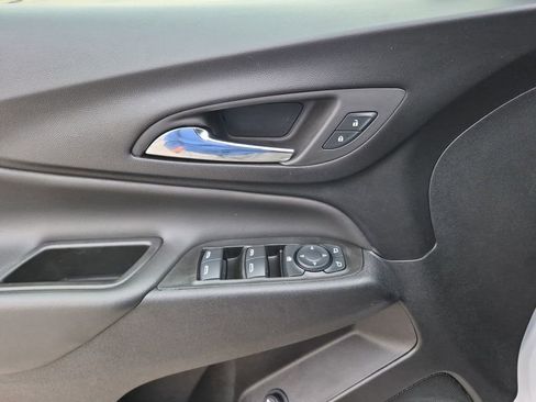 Certified 2024 Chevrolet Equinox LT image 13