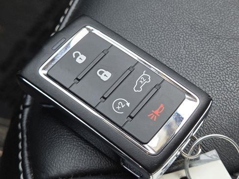 Used 2021 Jeep Grand Cherokee L Limited AWD/4WD image 28