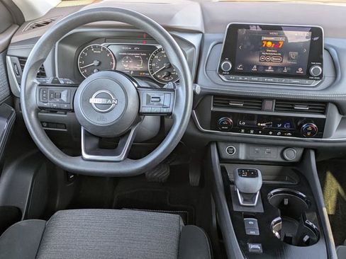 Certified 2023 Nissan Rogue SV image 25