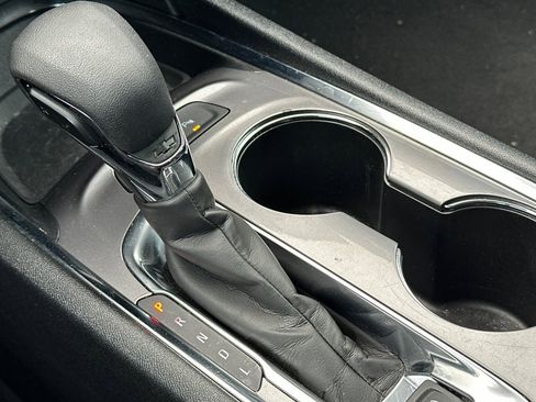 Used 2024 Chevrolet Malibu LT image 22