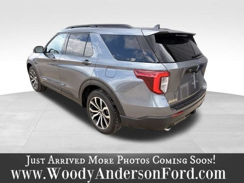 Used 2022 Ford Explorer ST-Line w/ Class IV Trailer Tow Package RWD image 4