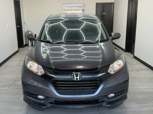 Used 2017 Honda HR-V EX image 13