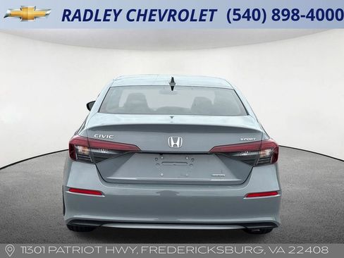 Used 2025 Honda Civic Sport image 15