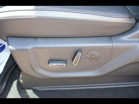 New 2022 Ford F450 Platinum image 15