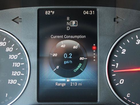 Used 2023 Mercedes-Benz Sprinter 2500 image 27