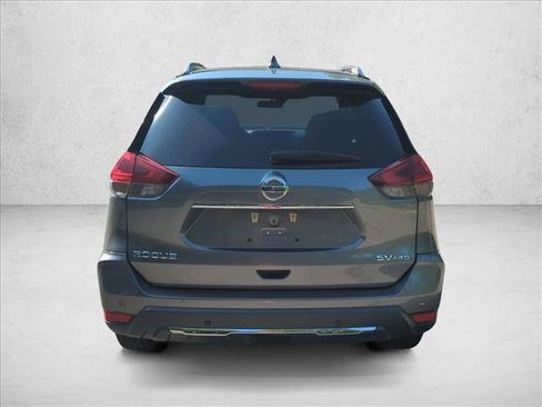 Used 2019 Nissan Rogue SV AWD/4WD image 6