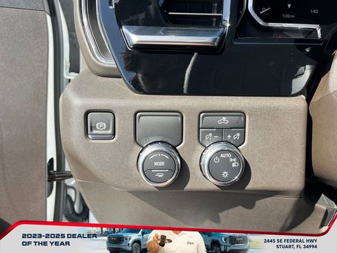 New 2026 GMC Sierra 1500 SLE image 24