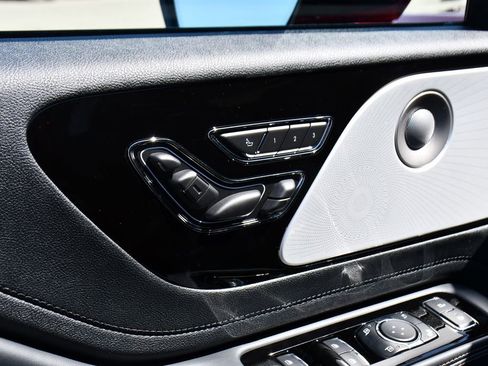 New 2026 Lincoln Aviator Reserve AWD/4WD image 25