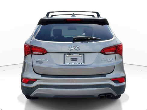 Used 2017 Hyundai Santa Fe Sport FWD image 5