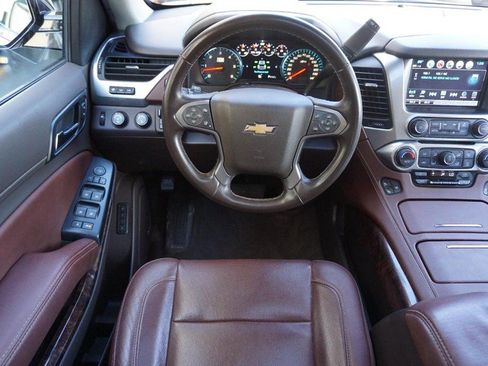 Used 2019 Chevrolet Tahoe Premier AWD/4WD image 40
