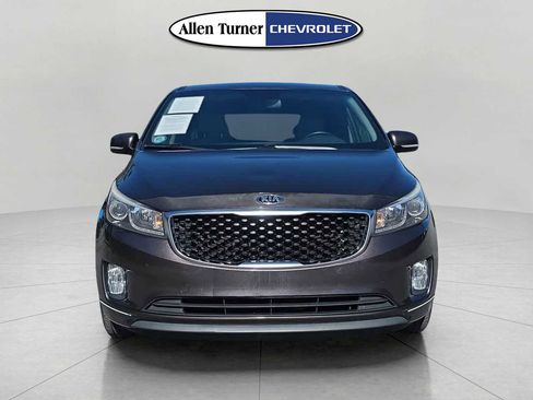 Used 2016 Kia Sedona SX image 3