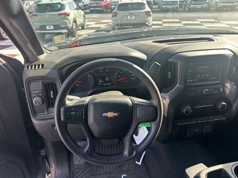 Used 2019 Chevrolet Silverado 1500 Custom w/ Custom Value Package RWD image 11