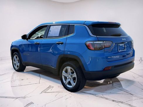 Used 2023 Jeep Compass Sport AWD/4WD image 3