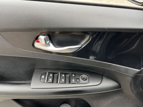 Used 2022 Kia Forte GT-Line w/ GT-Line Premium Package image 26