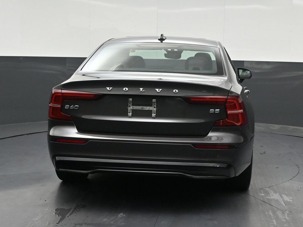 Certified 2024 Volvo S60 B5 Core FWD image 5