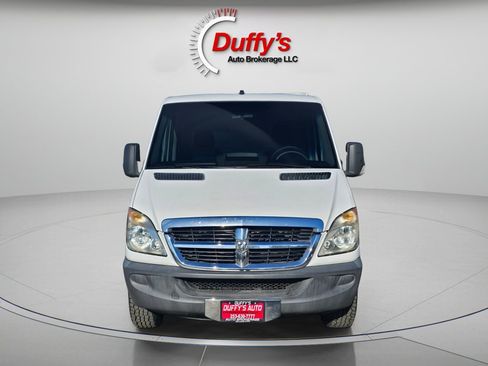 Used 2008 Dodge Sprinter 2500 image 9