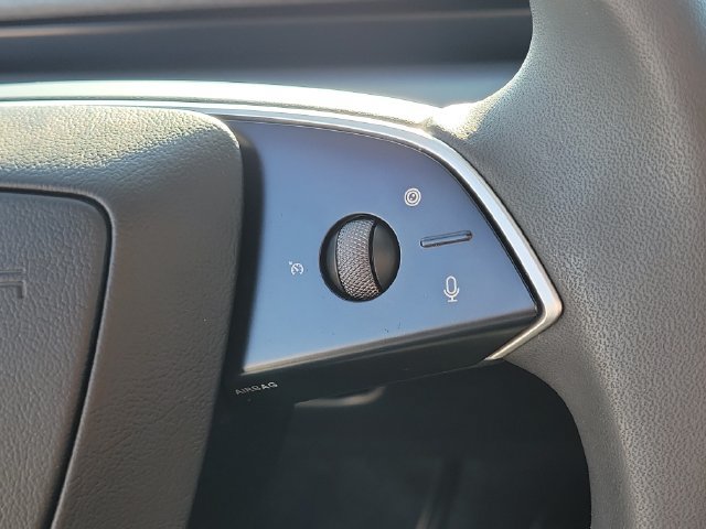 Used 2026 Tesla Model Y Long Range RWD image 31