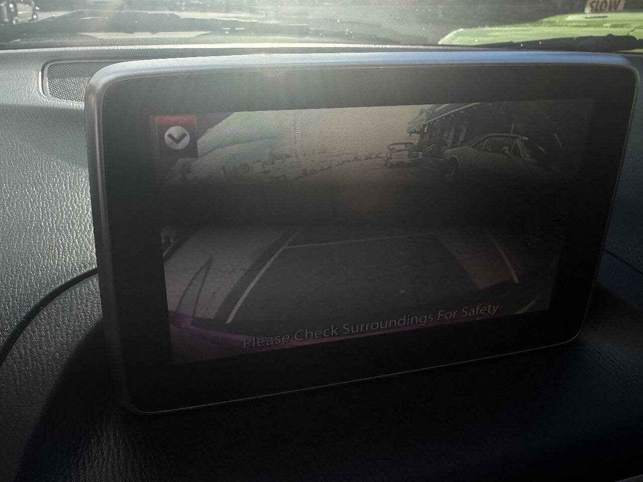 Used 2015 MAZDA MAZDA3 i Touring w/ Technology Package FWD image 25