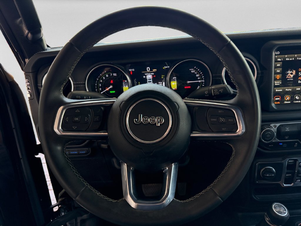 Used 2023 Jeep Wrangler Unlimited Sahara AWD/4WD image 12