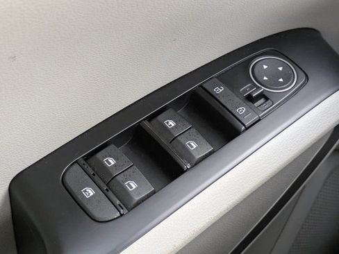 Used 2020 Kia Soul LX FWD image 22