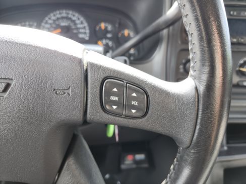 Used 2005 Chevrolet Silverado 1500 LS w/ Safe And Sound Package RWD image 29