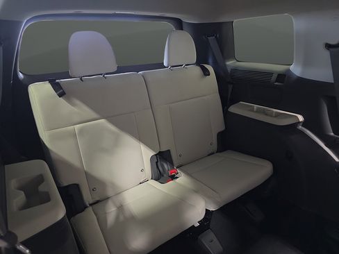 Certified 2026 Hyundai Santa Fe SE AWD/4WD image 31