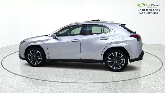 Used 2025 Lexus UX 300h FWD w/ Accessory Package (Z1) image 5